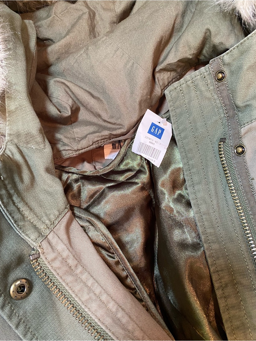 GAP Hooded Trench Coat with Faux-Fur Trim - Picture 5 of 5